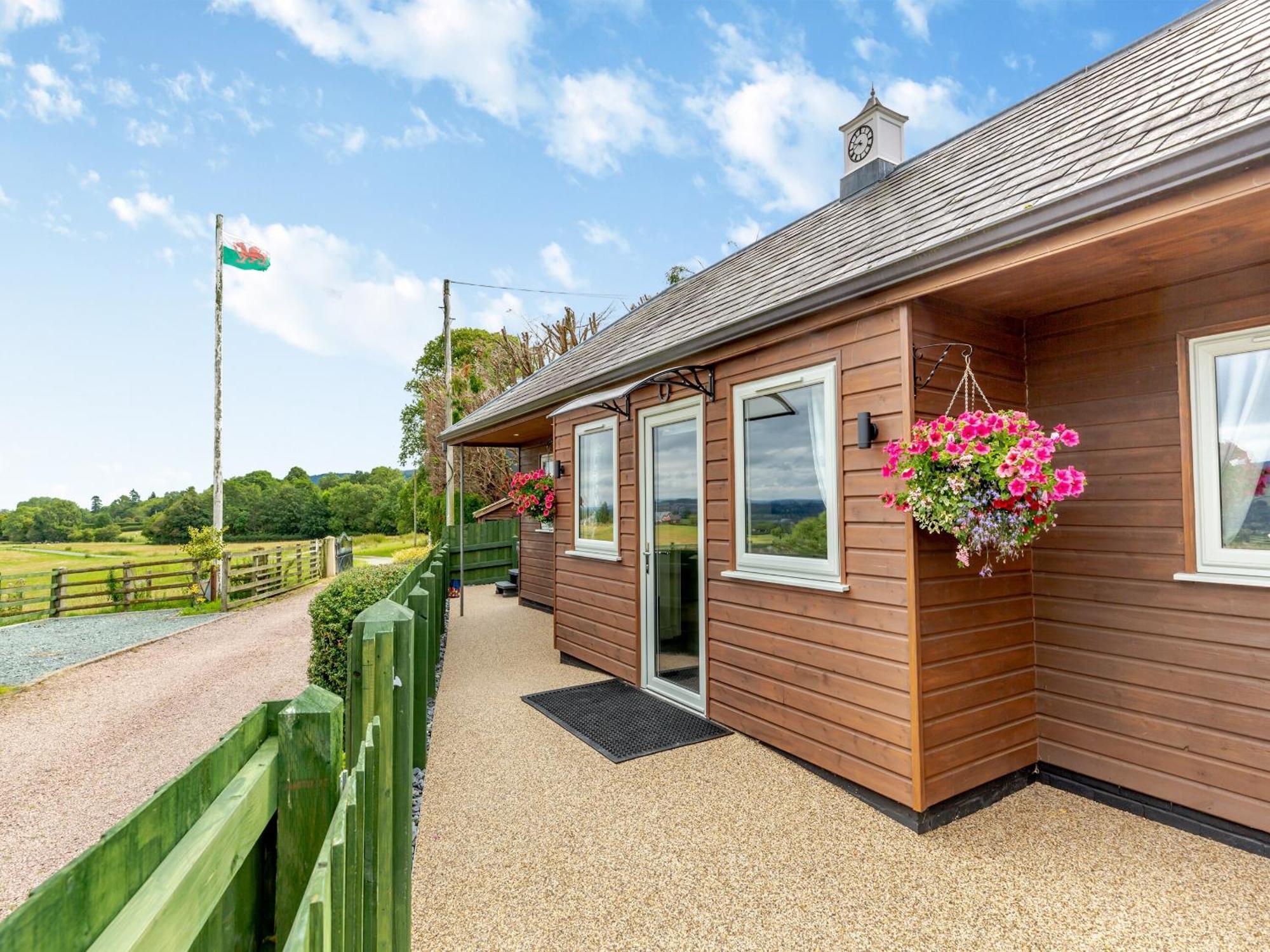 The Stables Villa Forden Exterior photo